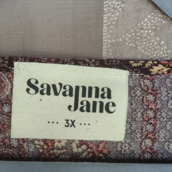 Floral Print V-Neck Women's Blouse in Brown and Cream - Picture 4 of 13